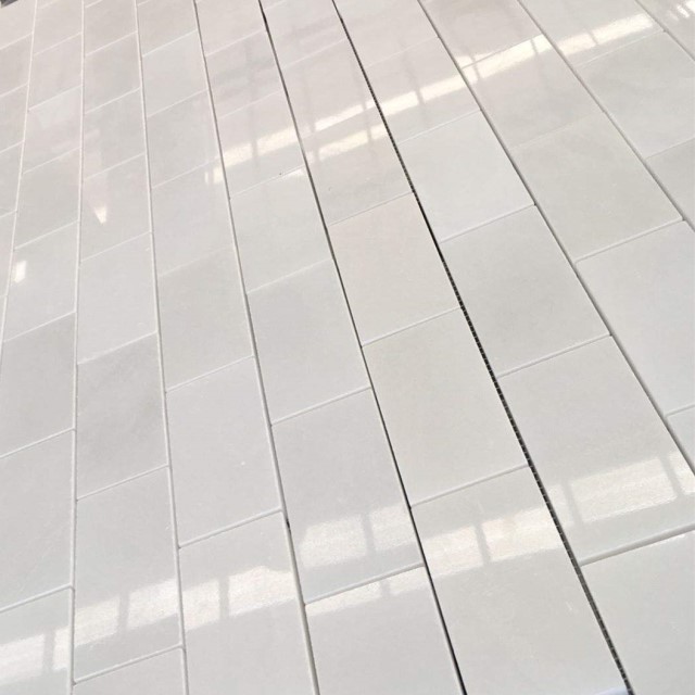 Bianco Dolomiti marble tiles